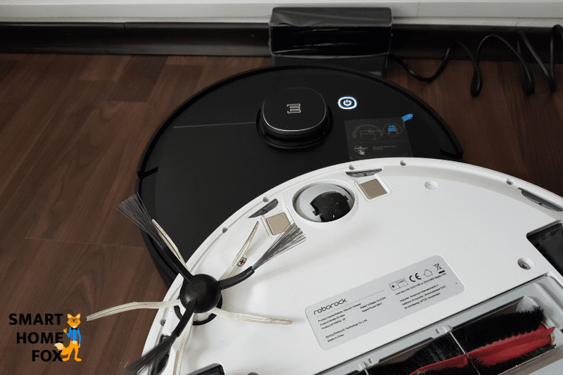 Seitenbürste des Ecovacs Deebot OZMO 950 vs. Seitenbürste des Roborock S5 Max